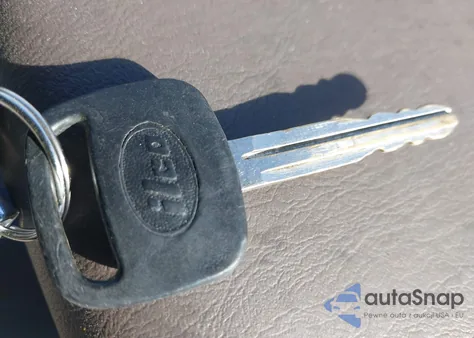 2000 Toyota Tacoma Prerunner V6 from USA, damaged, VIN 4TASN92N7YZ649076